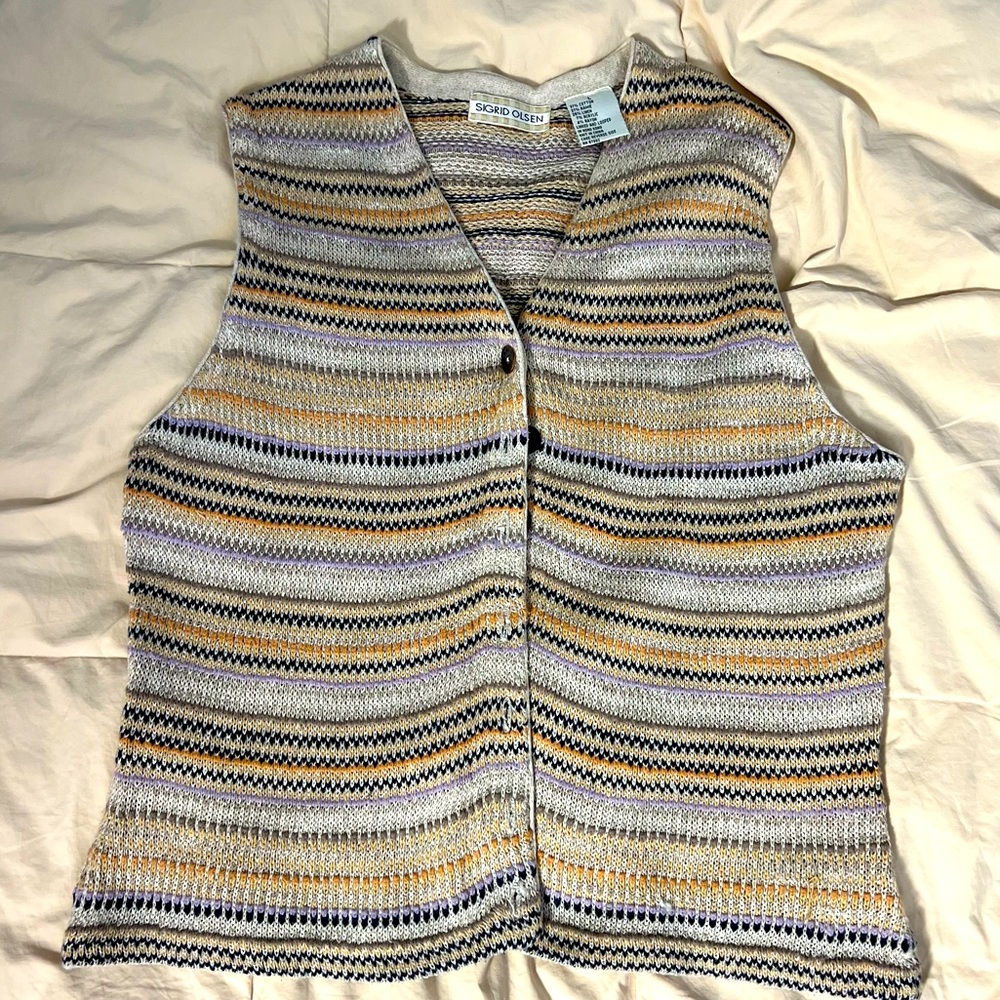 Sweater vest by Sigurd Olsen